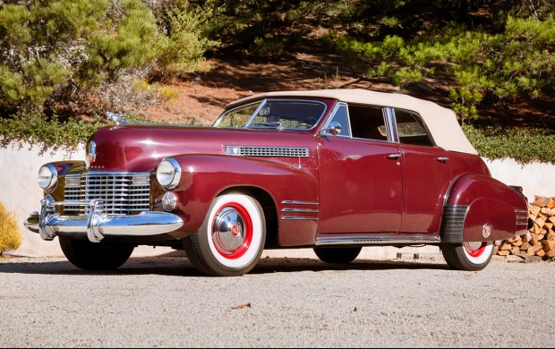 1941 Cadillac Series 62 Convertible Sedan