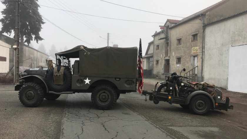 1943 Dodge WC51, sa remorque avec son Harley Davidson WLA