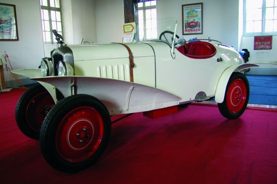 PEUGEOT TYPE 172 R 1927  NÂ° de sÃ©rie : 180991 moteur 4 cylindre en l