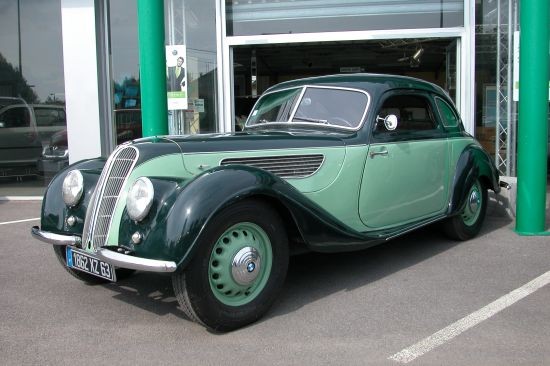 BMW 327 coupÃ© 1939  NÂ° de sÃ©rie : #73149 Moteur : #807536 cylindres en