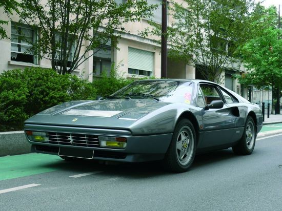 FERRARI 328 GTB 1989  NÂ° de sÃ©rie : ZFFWA19B000081829 Moteur : huit cy