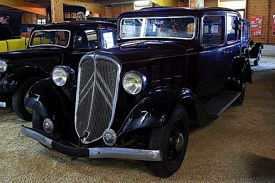 citroÃ‹n 10a â€“ limousine 1934 nÂ° De SÃ©rie : 268334 MOTeur : 4 MFp 75
