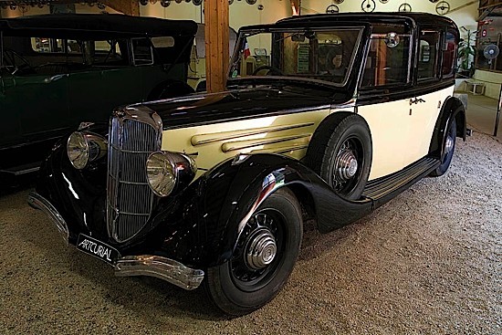 unic u.6 b. coupÃ© de Ville carrossÃ©e par binder 1936 nÂ° De SÃ©rie : 5