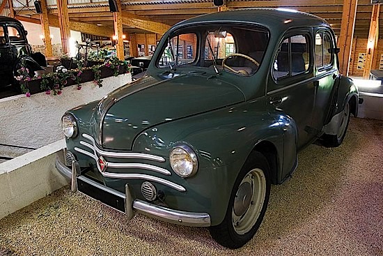 renault 4 cv â€“ berline 1954 type : r1062 nÂ° De SÃ©rie : 2170211 MOTeu
