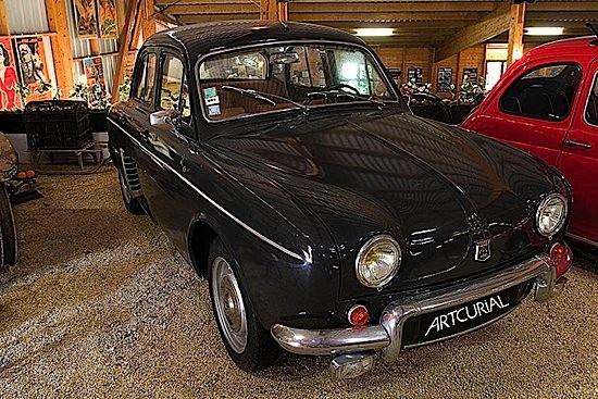 renault dauphine â€“ berline 1965 type â€œr4 exportâ€ r1094 nÂ° De SÃ©rie :