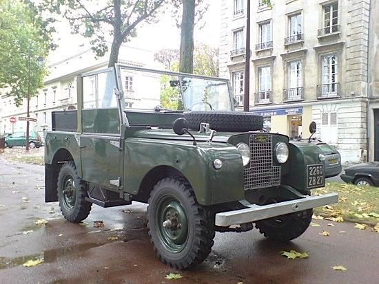 _ LAND ROVER DEFENDER 1965  # 26134547  Moteur 4 cylindres diesel, chÃ¢