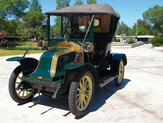 RENAULT AX Cabriolet bi place 1908 NÂ° DE SÃ‰RIE : #31005 MOTEUR : bic