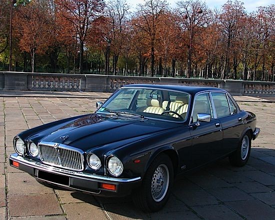 JAGUAR XJ 12 Sovereign sÃ©rie III 1989 # SAJJDALW4CA482537 Couleur bl