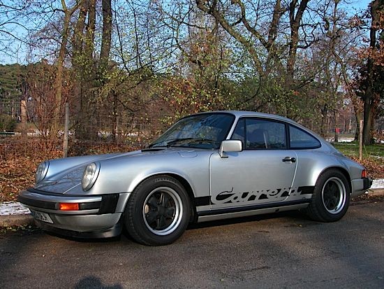 PORSCHE 911 2,7L Carrera 1975 NÂ° de sÃ©rie : # 9115600227 Moteur : # ty