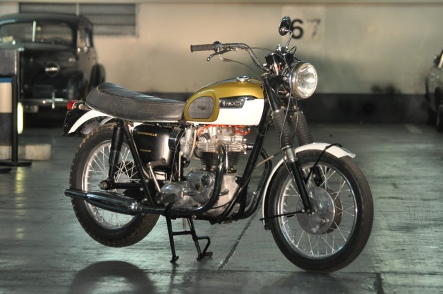 1963 TRIUMPH T120 BONNEVILLE NO RESERVE