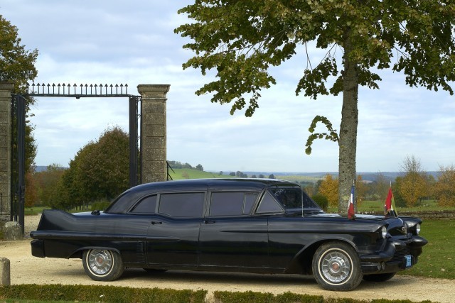 1957 CADILLAC FLEETWOOD LIMOUSINE 9 PLACES NO RESERVE