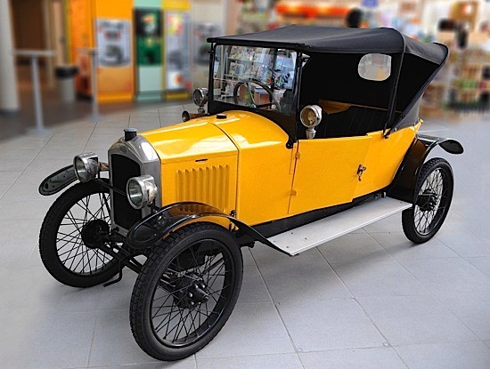 PEUGEOT Type : 161 Quadrilette 1922 NumÃ©ro de sÃ©rie : 2503 Moteur : 4