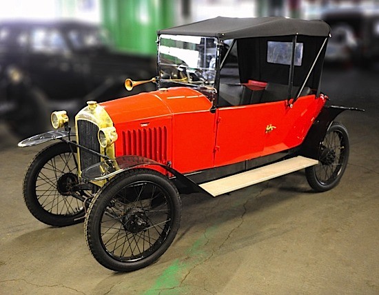 PEUGEOT Type : 161 E Quadrilette 1921 NumÃ©ro de sÃ©rie : 1207 NumÃ©ro de