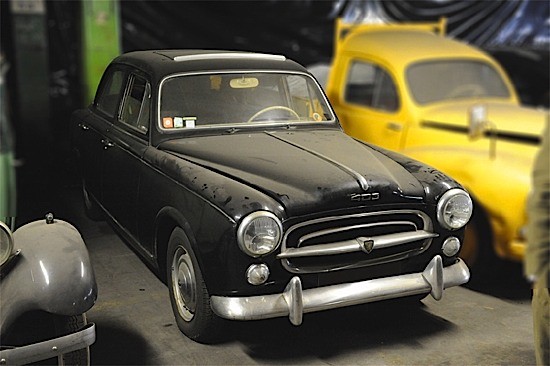 PEUGEOT Type : 403 J Berline Grand Luxe 1959 NumÃ©ro de sÃ©rie : 2 612 8