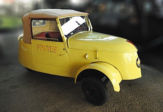 PEUGEOT Type : VLV, vÃ©hicule lÃ©ger de ville 1941 NÂ° de sÃ©rie : 955 020