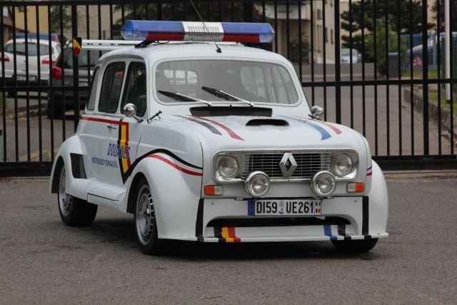 2010 PROTOTYPE RENAULT 4 sur base BX GTI du film 