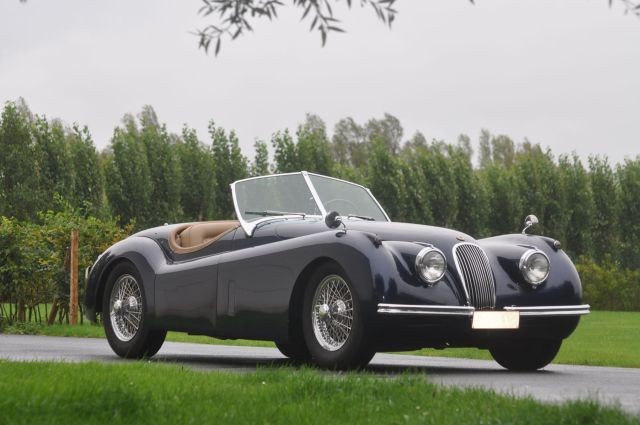1955 Jaguar XK 120 roadster