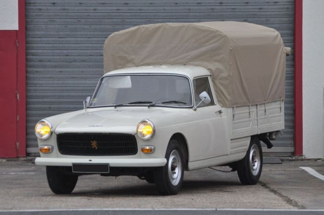 1976 Peugeot 404 U10 (UX) Pick-up bÃ¢chÃ©