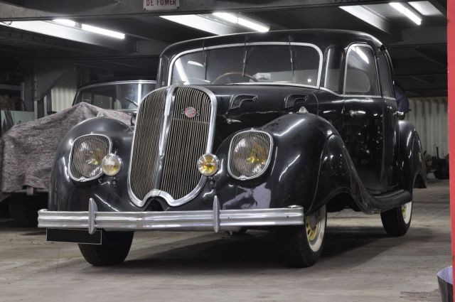 1937 Panhard X77 Dynamic berline no reserve