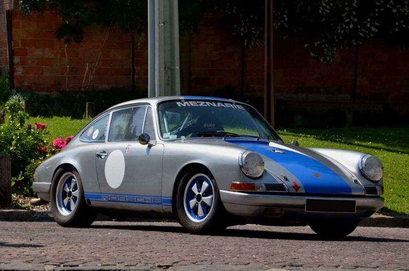 1965 PORSCHE 911 2.0 L