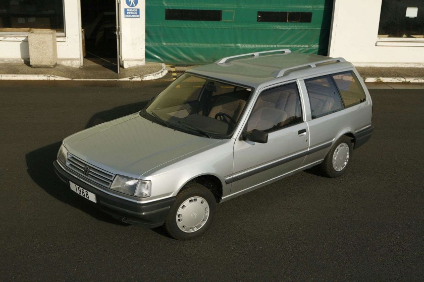 1988 PEUGEOT 309 BREAK no reserve