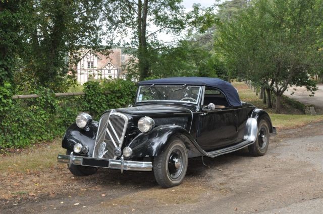 1950 CITROEN TRACTION 15-SIX CABRIOLET PAR MARCEL BONHOURE
