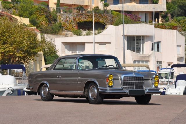 1971 MERCEDES BENZ 280 SE 3,5 LITRES COUPE