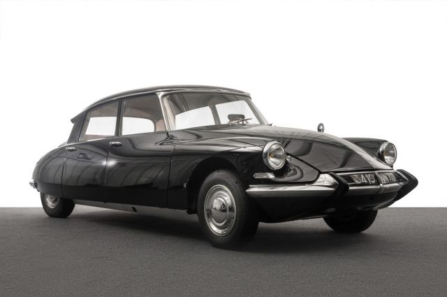 1966 CITROEN DS 19 BERLINE 