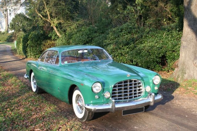 1955 CHRYSLER ST SPECIAL COUPE PAR GHIA