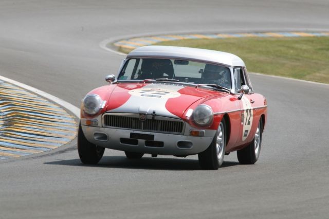1964 MGB CABRIOLET PREPARE COMPETITION