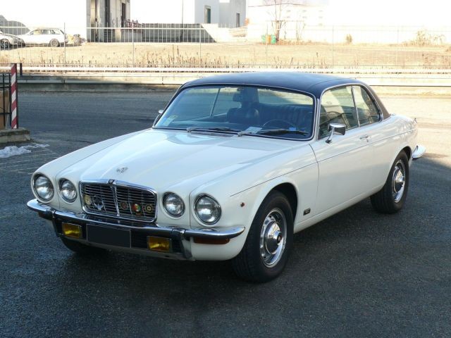 1977 JAGUAR XJ6 COUPE 4,2 LITRES no reserve