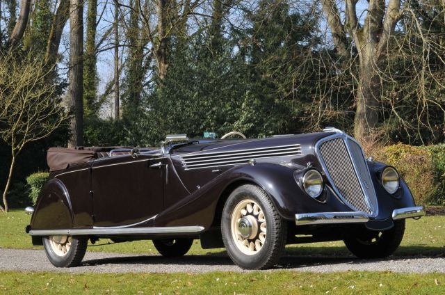 1935 RENAULT NERVASTELLA GRAND SPORT CABRIOLET Collection AndrÃ© Leco