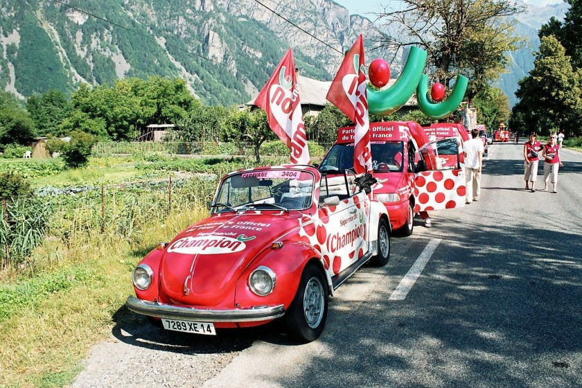 1973 VOLKSWAGEN COCCINELLE CABRIOLET Vente au profit du MÃ©cÃ©nat Chir