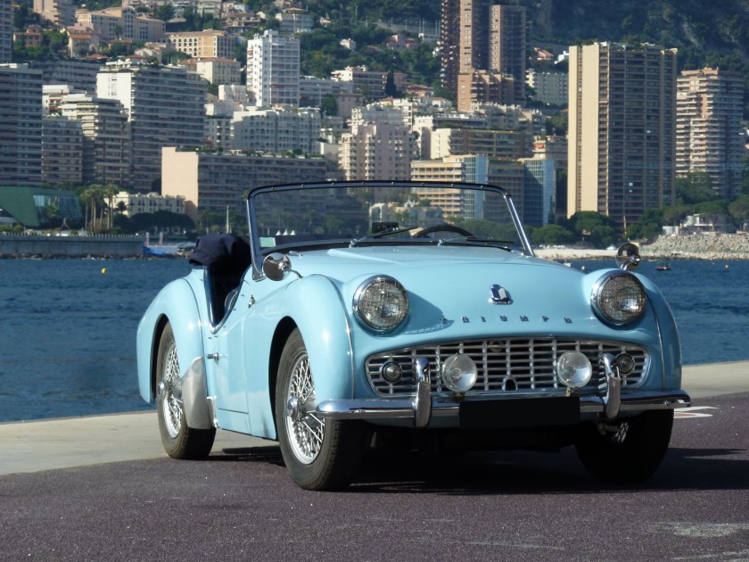 1958 TRIUMPH TR3 A CABRIOLET HARD-HOP