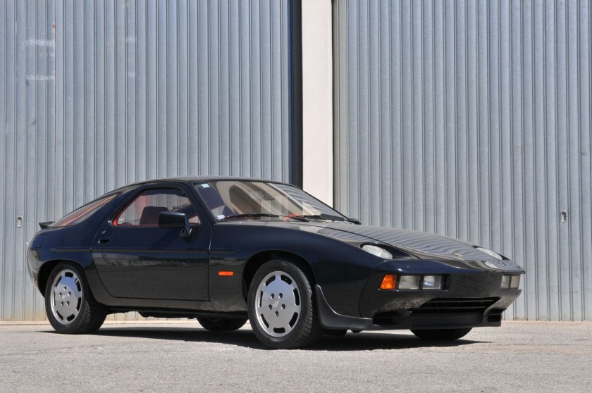 1981 PORSCHE 928 S 62 640 km au compteur