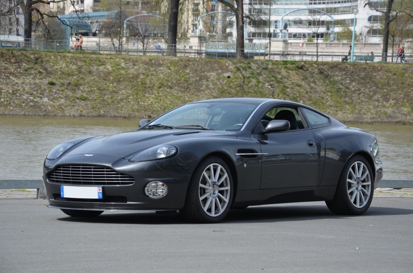 2005 ASTON MARTIN VANQUISH S COUPE