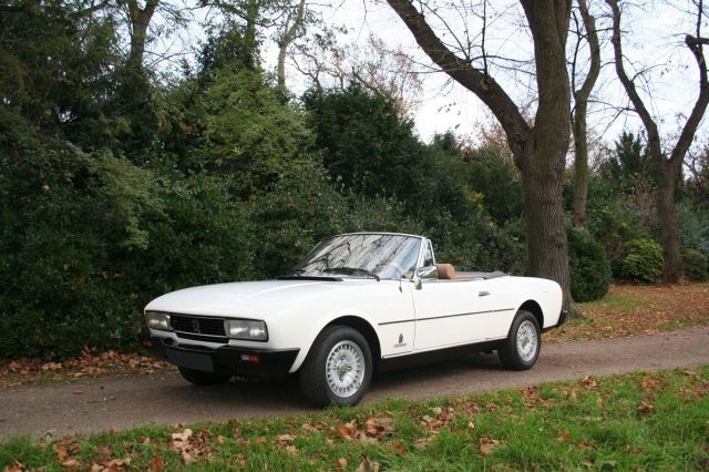 1982 Peugeot 504 cabriolet 2.0 Litre