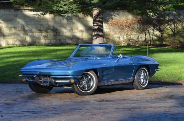 1963 Chevrolet Corvette cabriolet avec Hard Top