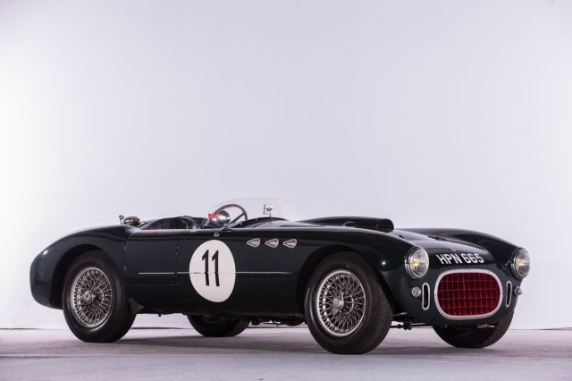 1952 Cooper-Bristol monoplace F2, transformÃ©e en biplace sport en 1953