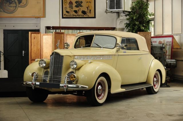 1940 Packard Type 120 cabriolet Ex-Steve McQueen