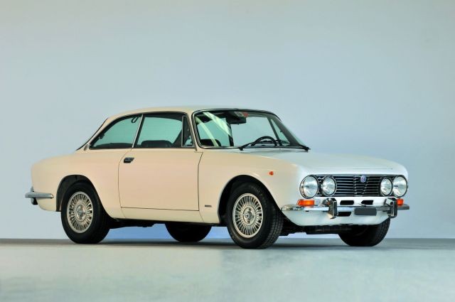 1972 Alfa Romeo 2000 GT Veloce coupÃ© Bertone