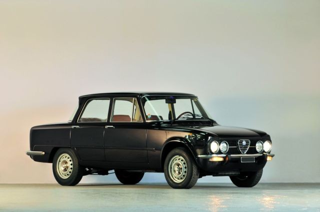 1976 Alfa Romeo Giulia Nuova Super 1300 berline