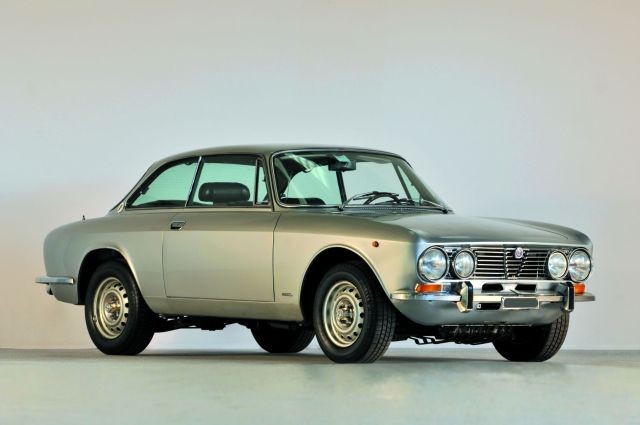 1973 Alfa Romeo 2000 GT Veloce coupÃ© Bertone