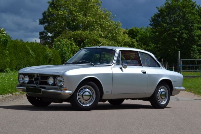 1969 Alfa Romeo 1750 GTV