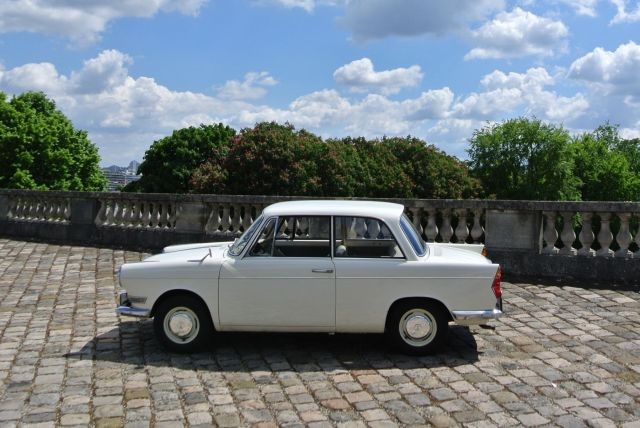 1962 BMW 700 coach
