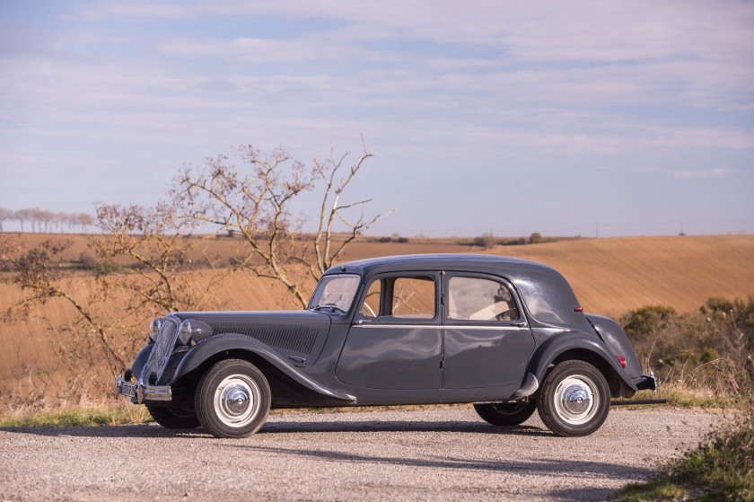 1954 CitroÃ«n Traction 15-Six H berline