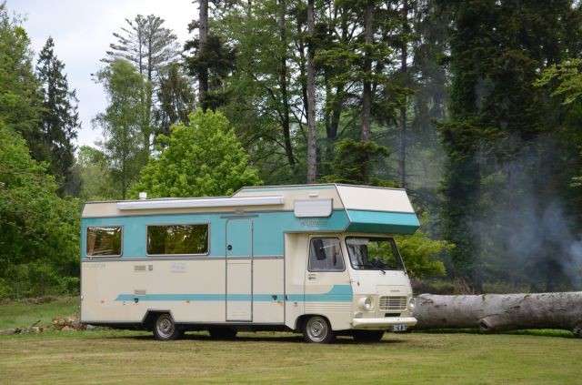 1978 Peugeot J7 Camping-Car par Holidaycar