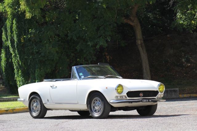 1971 Fiat 124 Sport Spider