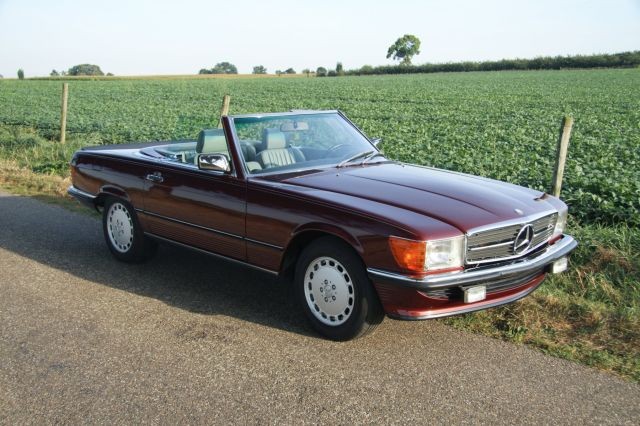 1985 Mercedes-Benz 500 SL 2+2 avec hardtop