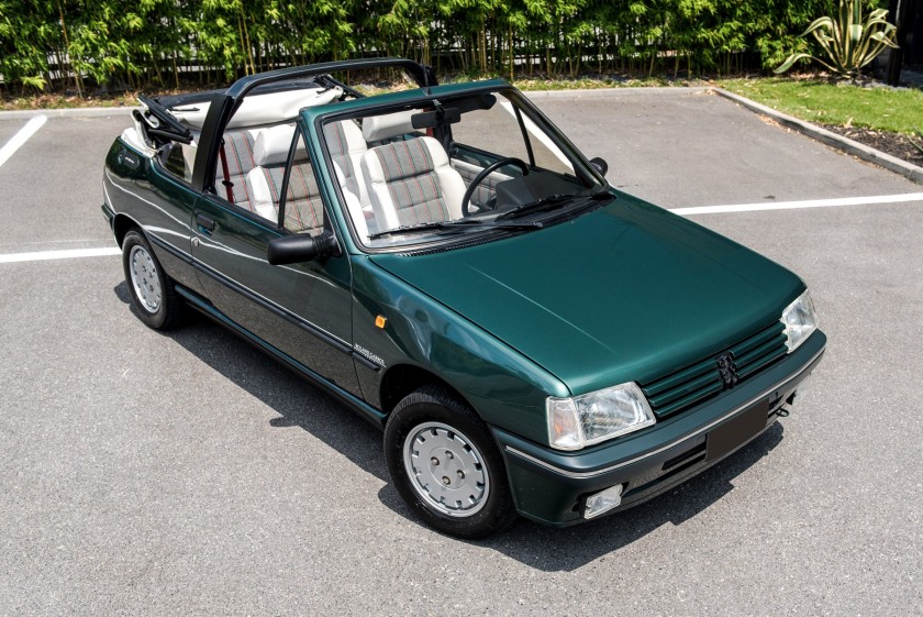 1993 Peugeot 205 Roland Garros cabriolet par Pininfarina